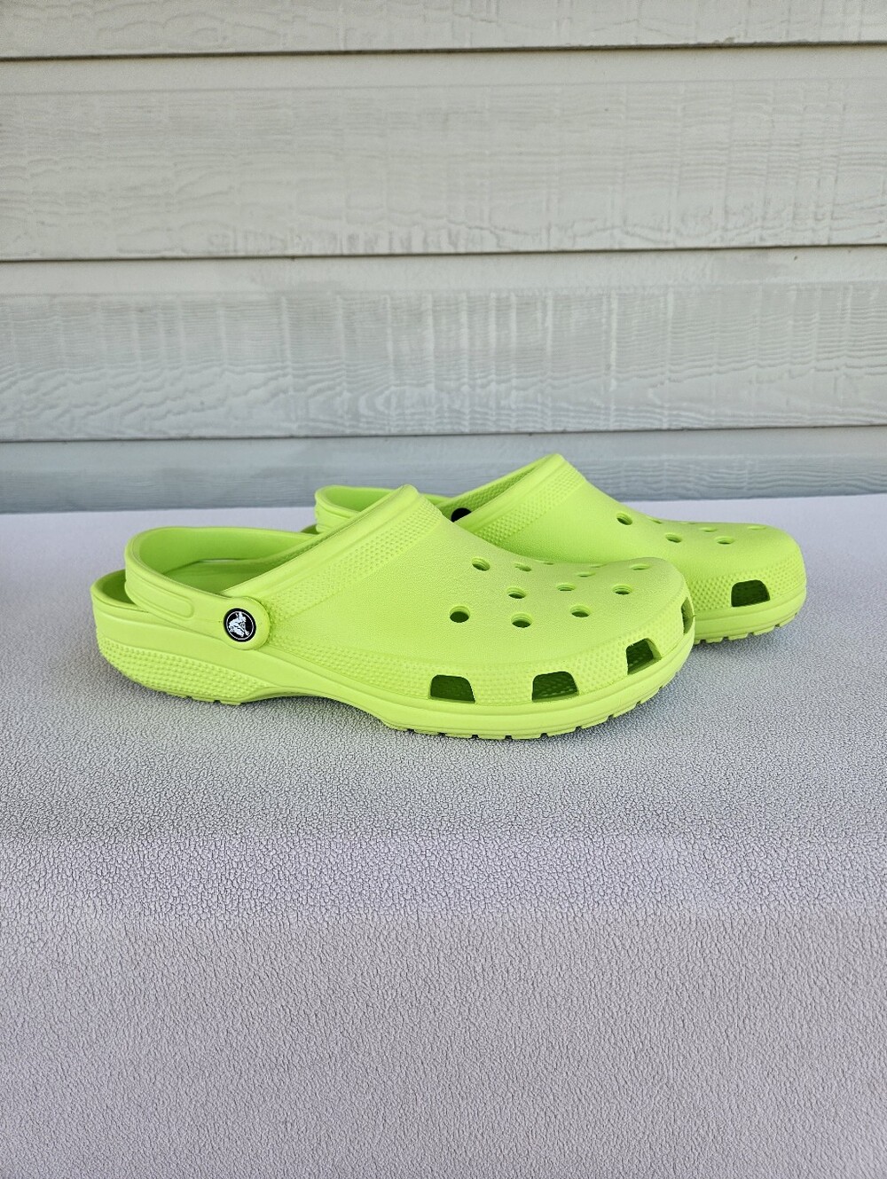 Crocs Classic Clog Yellow Green Men SZ 13 Slip On Waterproof Shoes